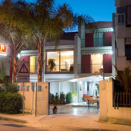 Casa Del Vento Panzió Roccalumera Kültér fotó