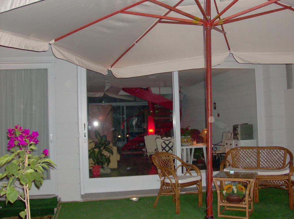 Casa Del Vento Panzió Roccalumera Kültér fotó