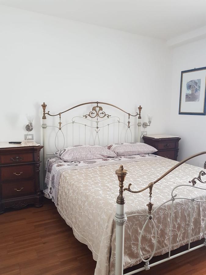 Casa Del Vento Panzió Roccalumera Kültér fotó